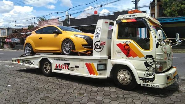 19jasa-pengiriman-mobil-Banyuwangi.jpg