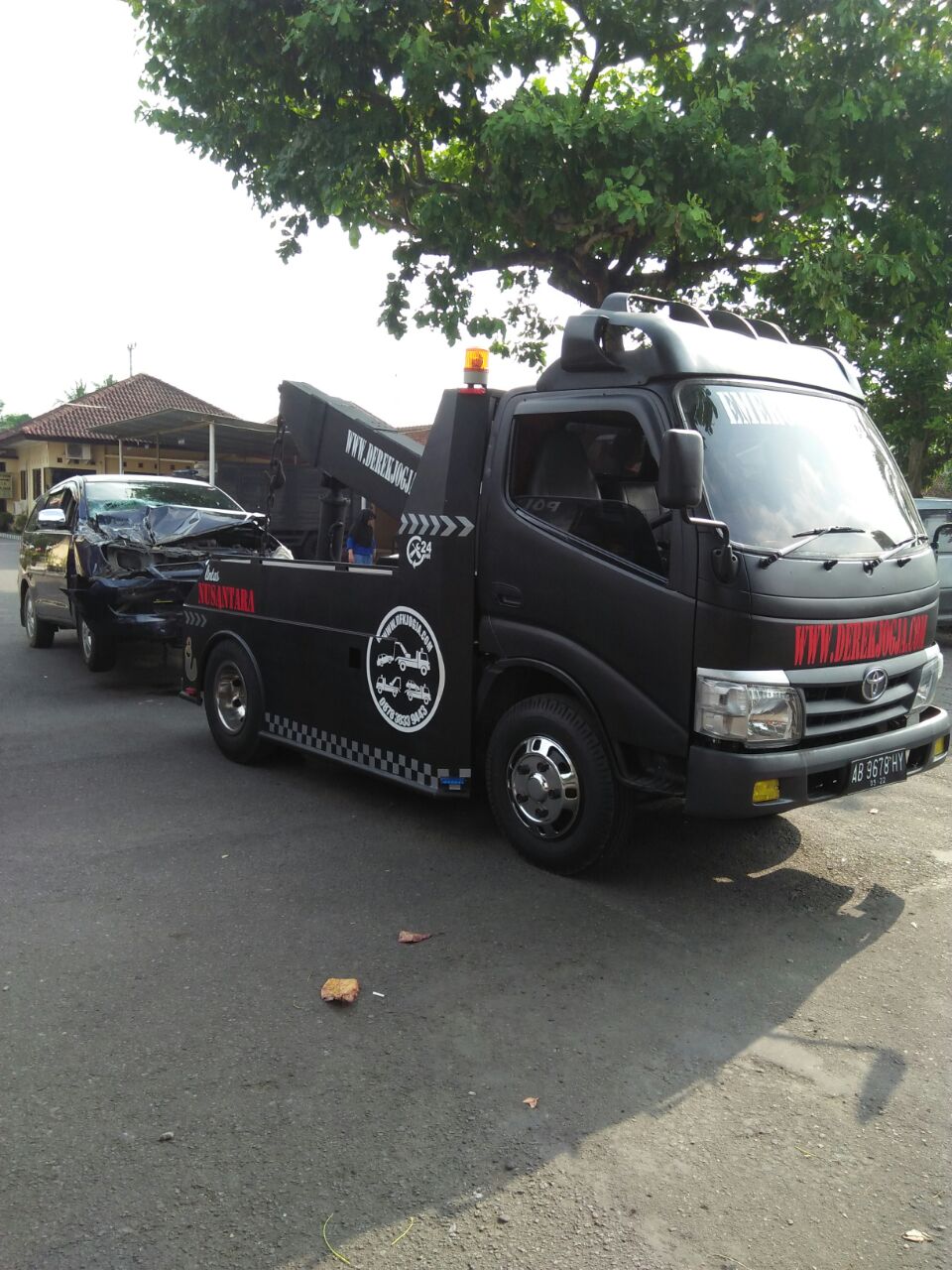 51DEREK-BANTUL.jpg