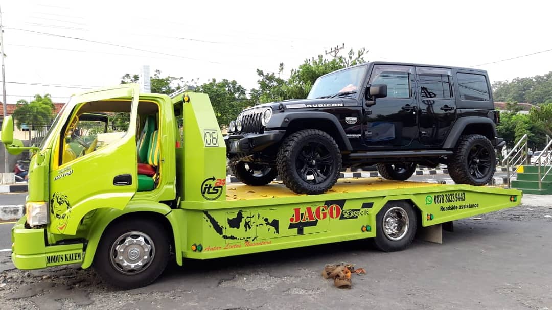 Jasa Derek Towing Mobil Murah di Sukoharjo 24 Jam 087838339443